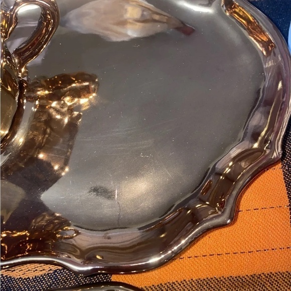 Vtg Italian PV Peasant Village Bronze Ceramic Plate w/ Matching Mug set of 2 - Picture 4 of 10